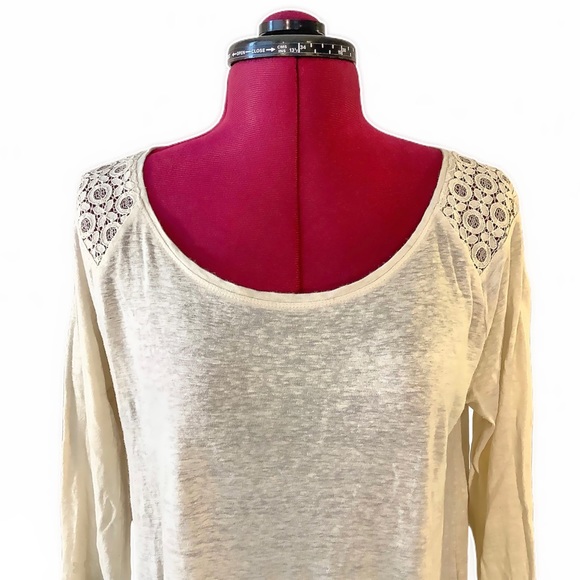 🍀LUCKY BRAND Beige Long Sleeve w/Lace - Picture 5 of 9